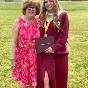 Meet your Posher, Linda